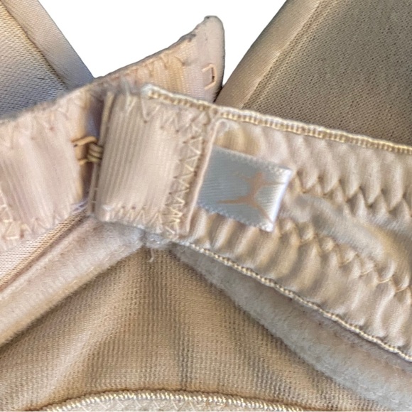 {Danskin} Girls tween Microfiber Lightly padded Bra - Picture 4 of 5